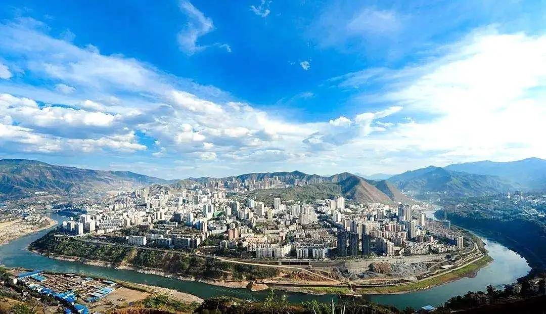 巴蜀文化瑰宝，四川多彩风情掠影